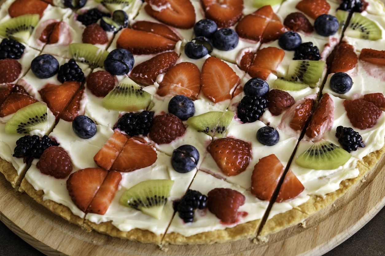 mix fruits pizza